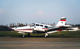 Piper PA34-200
